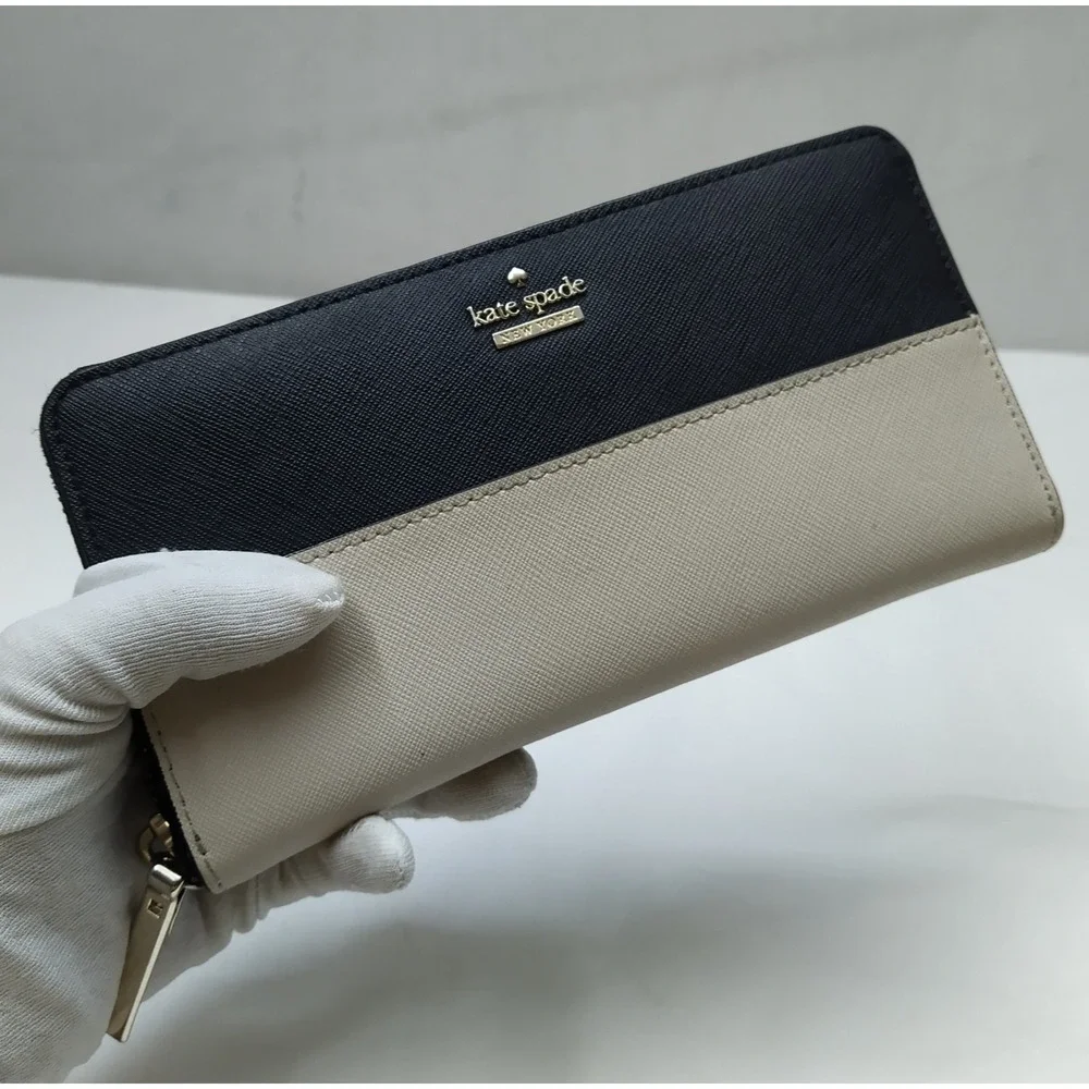 Kate Spade New York Black White Leather Zip Around Credit Wallet